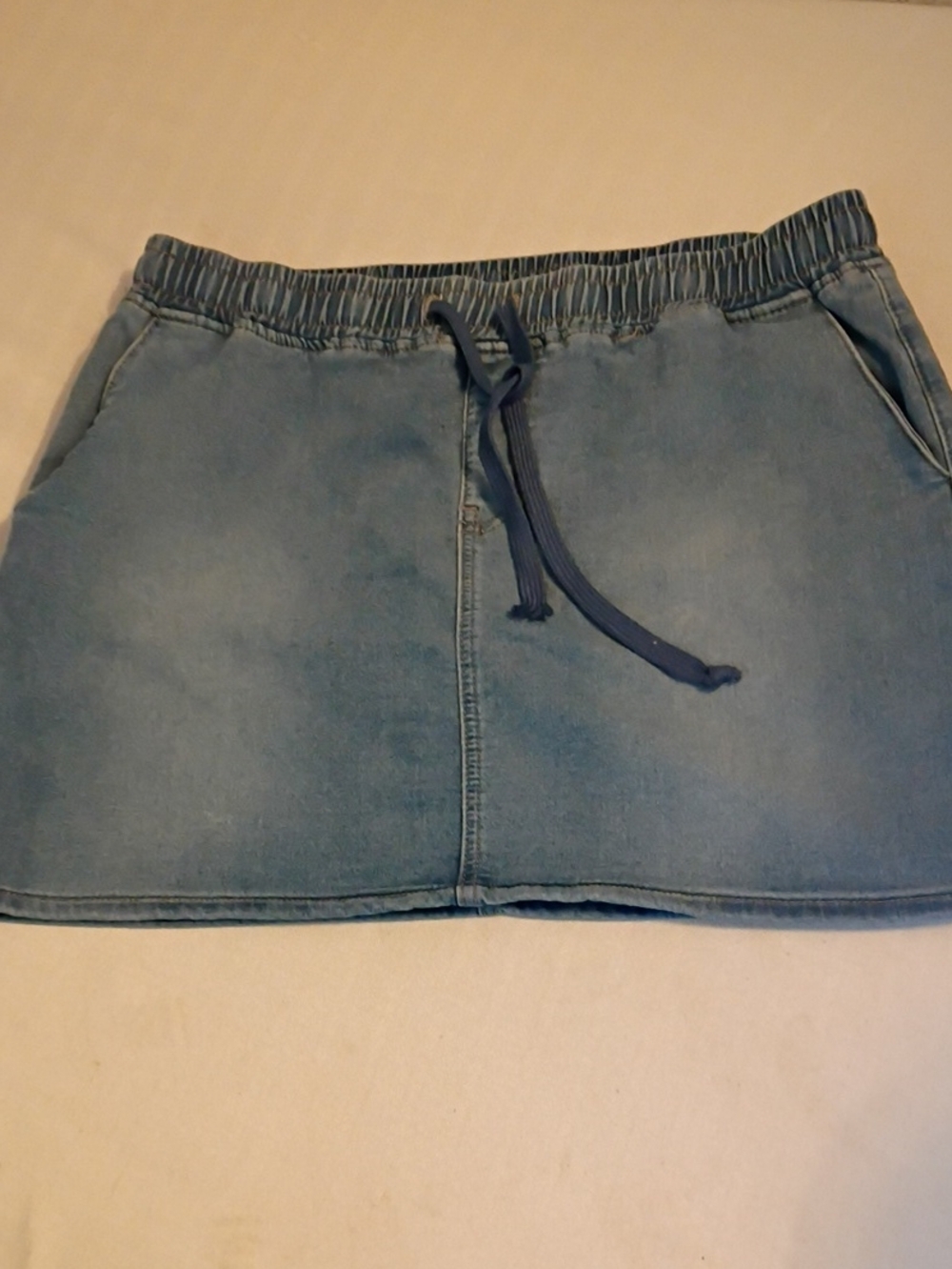 YMI Denim Skirt XL